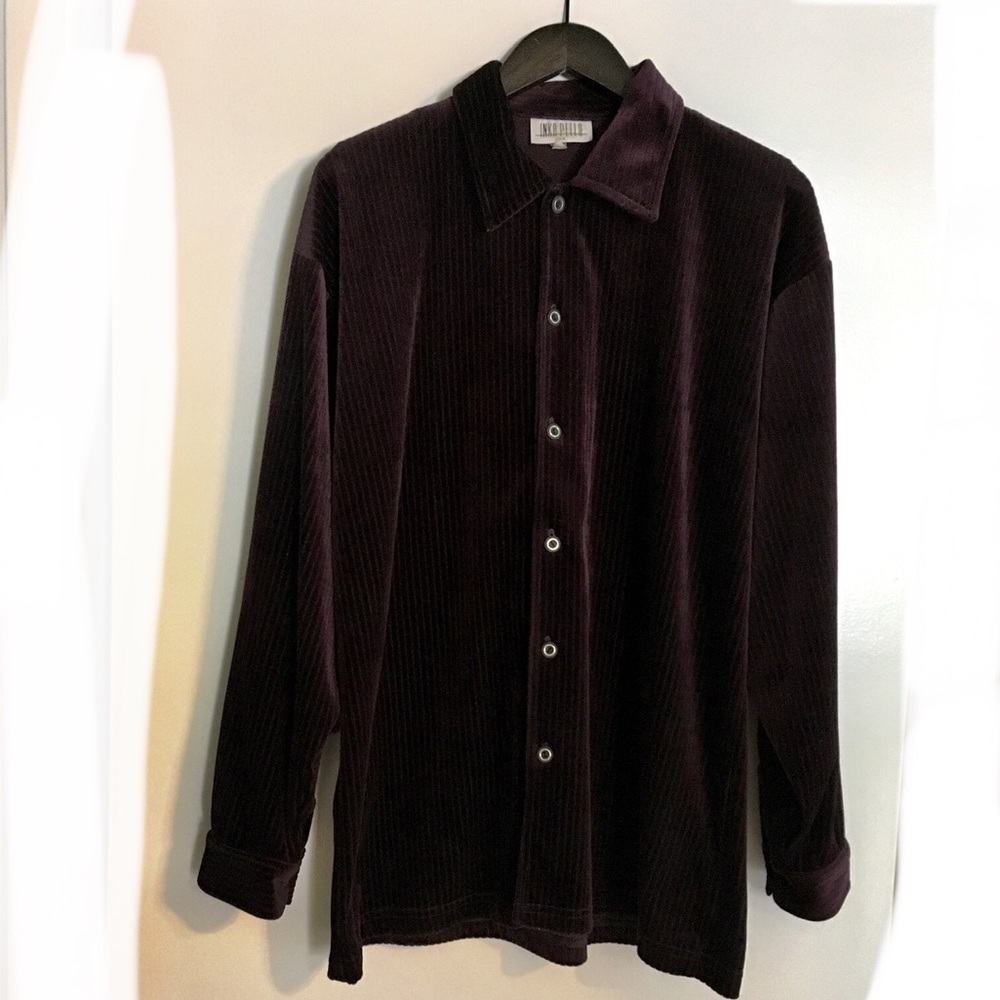 L/S velvet shirt. Deep purple. Good condition.